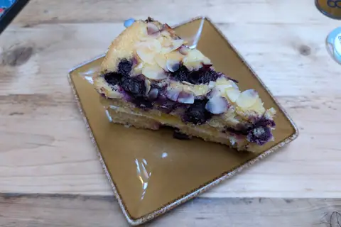 Cake Box photo 3